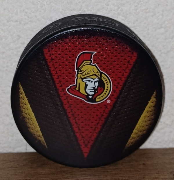 Official puck