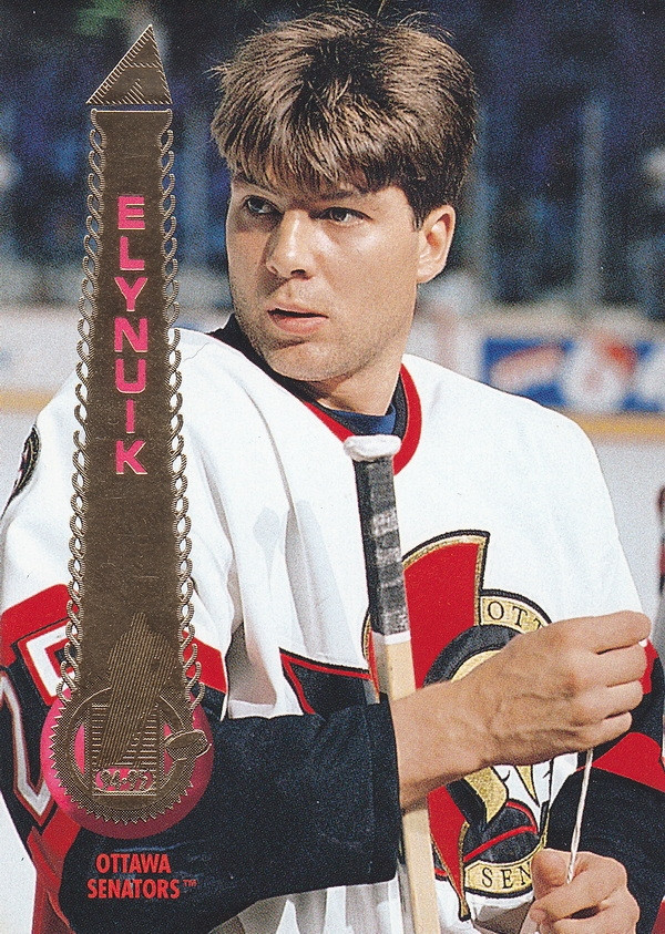 Hockey card Pat Elynuik