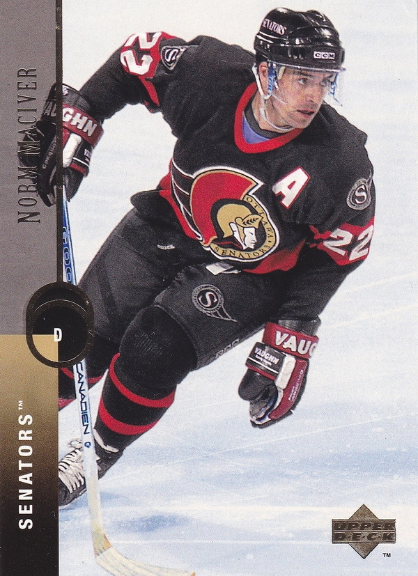 Hockey card Norm Maciver