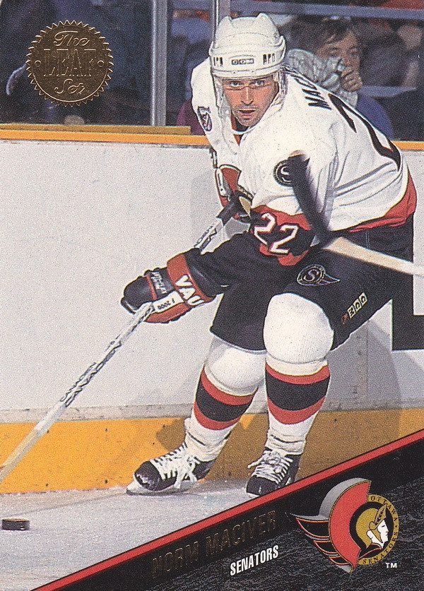 Hockey card Norm Maciver