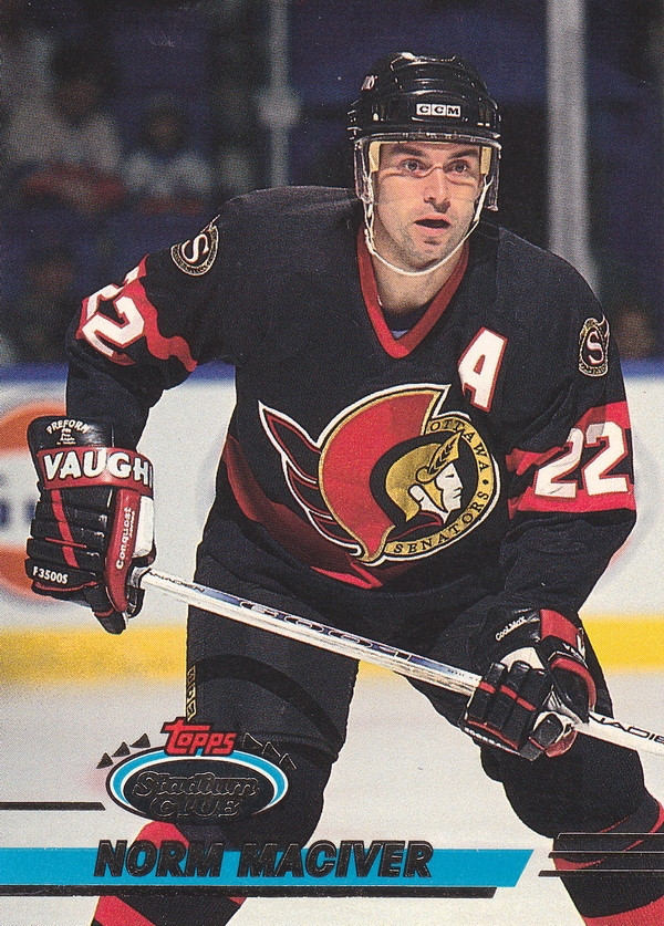 Hockey card Norm Maciver