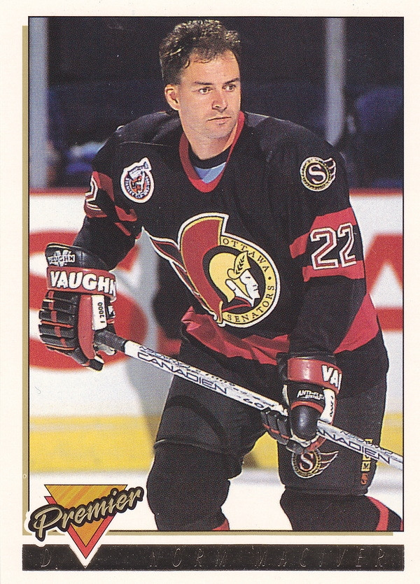 Hockey card Norm Maciver