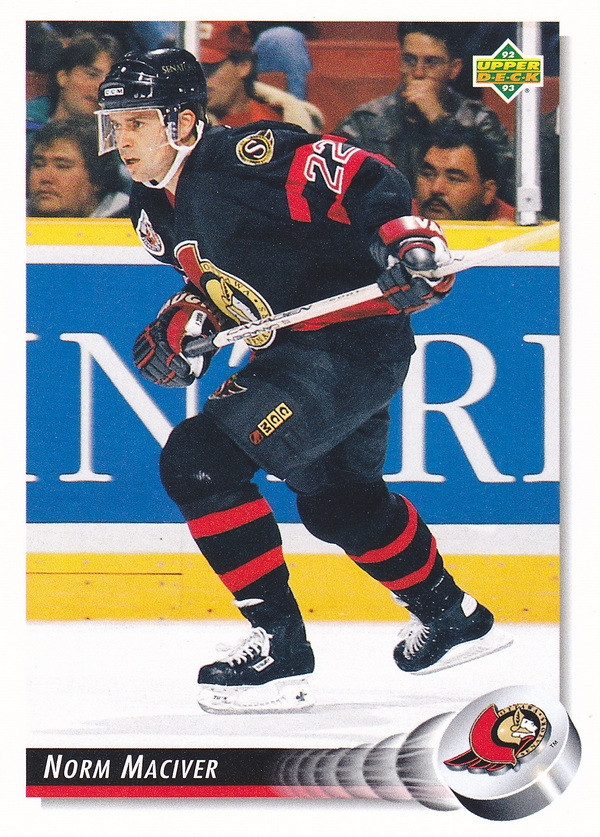 Hockey card Norm Maciver