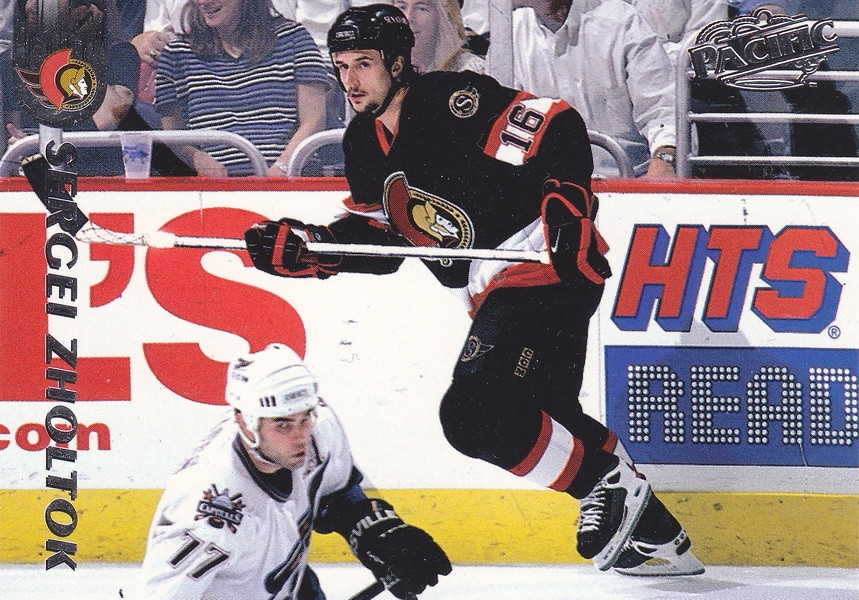Hockey card Sergei Zholtok