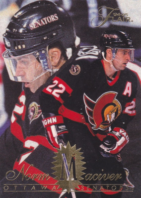 Hockey card Norm Maciver