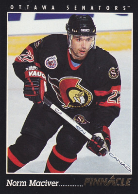 Hockey card Norm Maciver